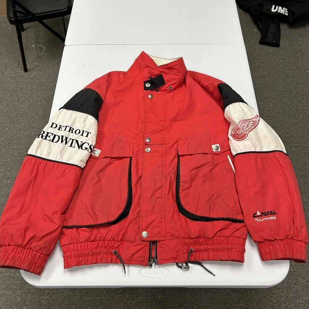 Nutmeg Detroit Red Wings Jacket Mens M Red Vintage NHL Puffer Colorblock